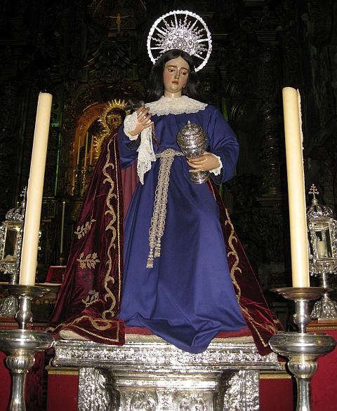 Mária Magdolna szobra Sevilla