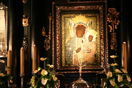 Fekete Madonna kegykép Fekete Madonna kegykép